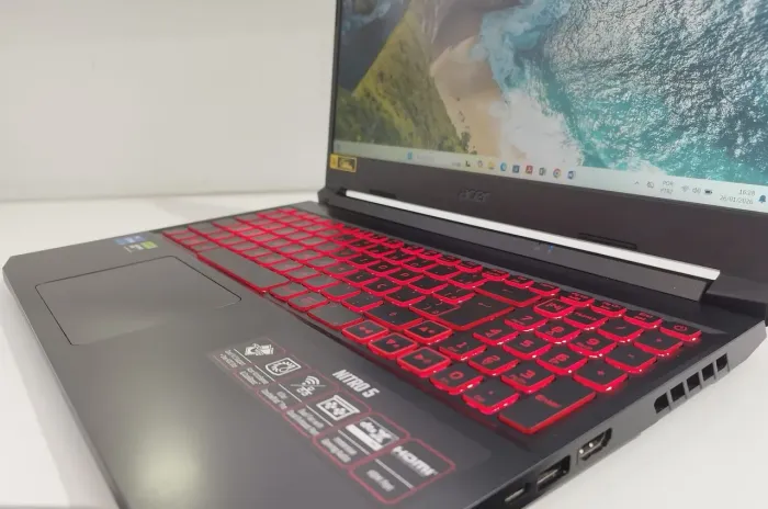 ACER NITRO 5 Core i7 11° geração RTX 3050 [[ sem detalhes]]