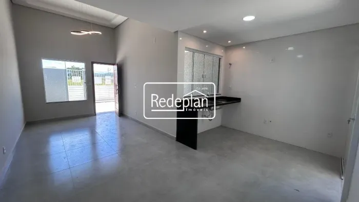Casa linear no Residencial Monte Carlo em Quatis