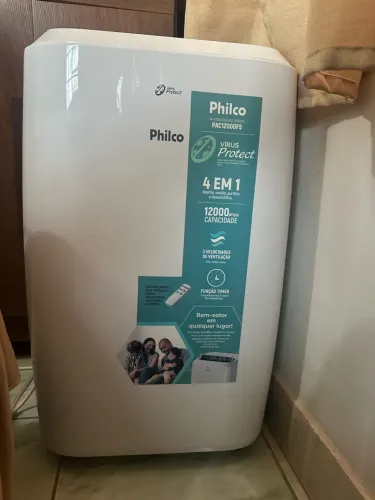 Ar condicionado Philco portátil semi novo