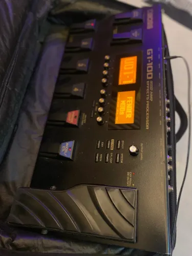 BOSS GT-100