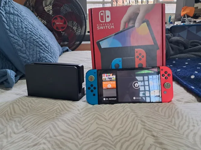 Nintendo Switch Oled + acessorios