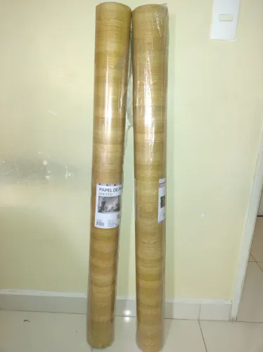 PAPEL DE PAREDE ADESIVO