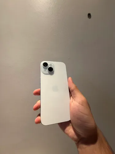 iPhone 15 128gb