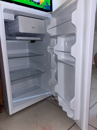 Frigobar MIDEA 124l