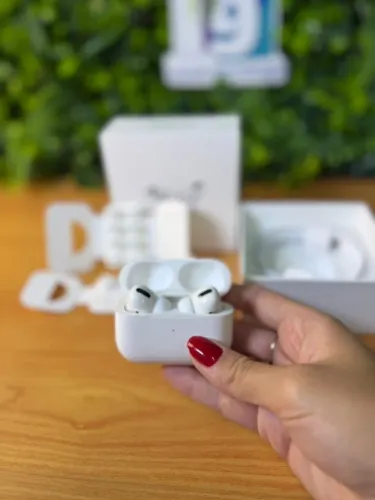 AirPods Pro (1Gen) MLWK3AM/A Com cancelamento de ruído Com caixa Borrachas extras Com