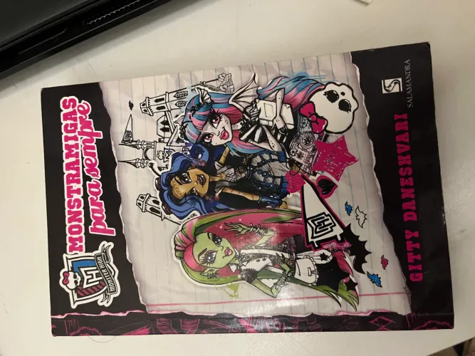 Livro Monstreamigas para sempre (monster high)