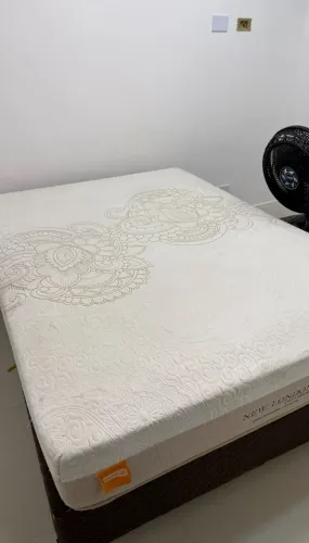 Cama Box + Colchão Casal Higienizado