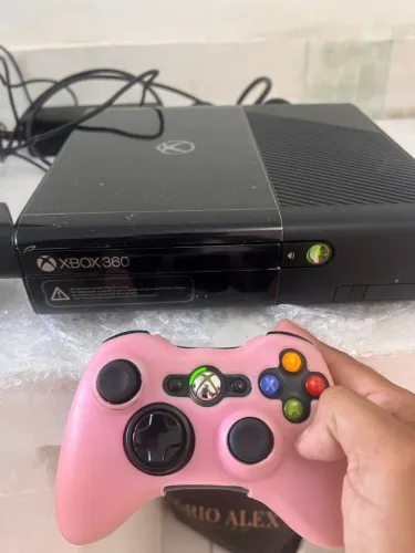 Xbox 360 1 controle 850$ 3 controles 900$