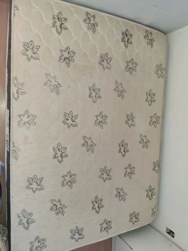 Vendo colchão de casal 