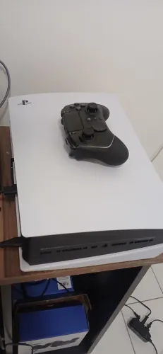 Ps5 com controle razer v2 pro