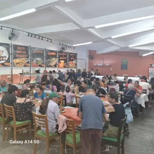 Vendo Restaurante no melhor ponto comercial 