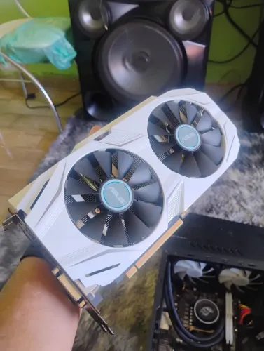 Placa de vídeo GTX 1060 Asus 6gb nova nunca aberta