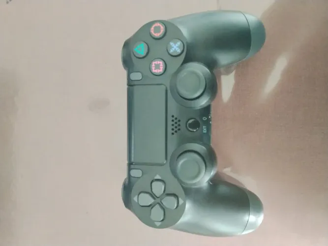 controle Sony DualShock 4