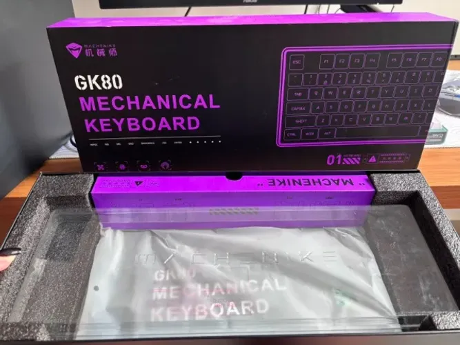 Teclado Mecânico Machenike GK80 - Completo na Caixa