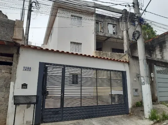 Casa próximo centro Franco da Rocha 2 dormitórios aluguel aluga