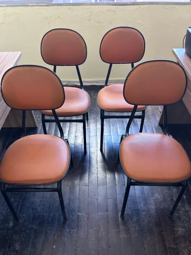 CADEIRAS SALA DE ESPERA ESCRITÓRIO