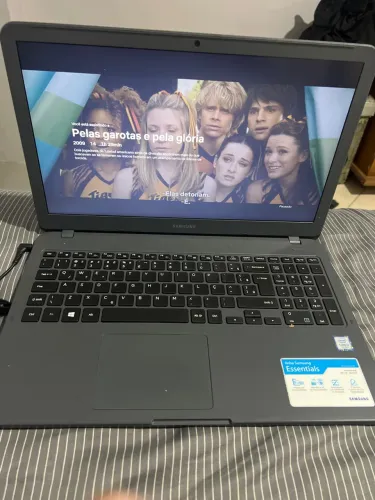 Notebook Samsung Essentials