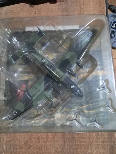 Miniaturas de aviões bombeiros planeta deagostini