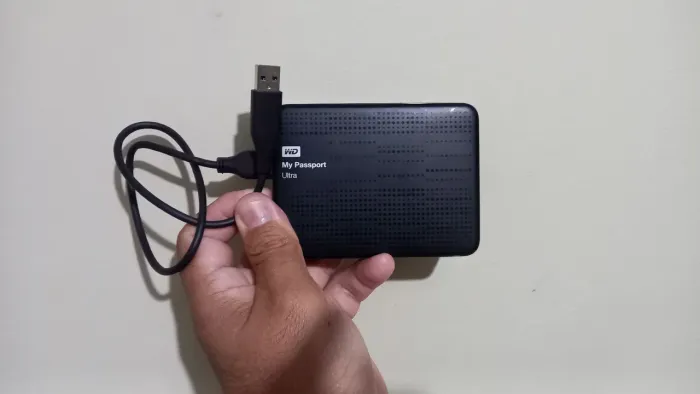 HD externo 2TB 3.0 P/ games notebooks ac cartão.