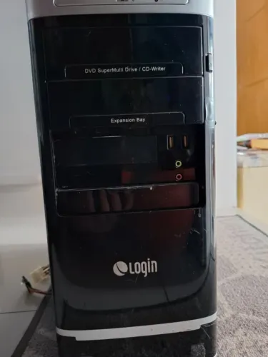 Gabinete Login para retirada de peças