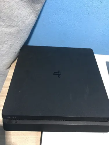 PlayStation 4 Slim