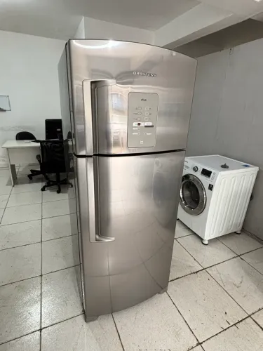 Geladeira Brastemp inox semi-nova (ENTREGA + ENTREGA)