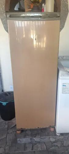 Freezer Electrolux prosdócimo gelando muito