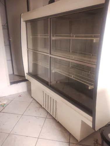 Geladeira expositora 2000