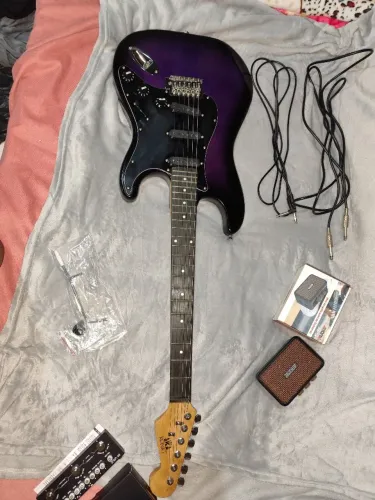 Kit Guitarra Stratocaster Konig Completo