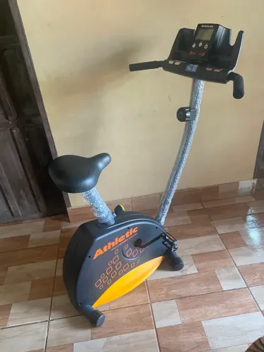 Bicicleta Ergométrica Athletic Advanced 410BV apenas R$ 1.300
