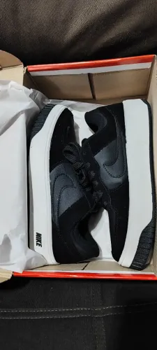 Tênis Nike Feminino tamanho 39