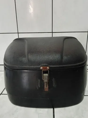Baú de moto 