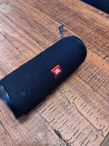 JBL Flip 5