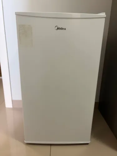 Frigobar Midea 93L