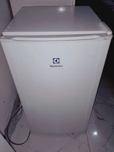 Frigobar modelo RE120