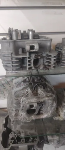 Cabeçote de xre ou cb 300 colocado na moto 