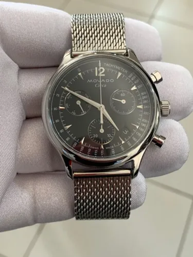 Relógio Movado Heritage Circa Safira Cronógrafo zerado