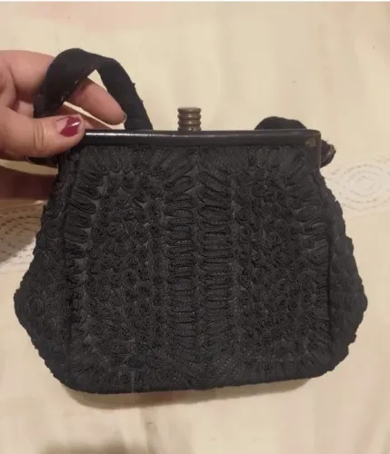 Bolsa preta | anos 60 | bordada