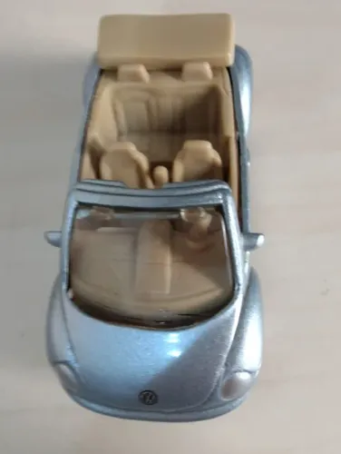 Miniatura Volkswagen New Beetle Conversivel - 1:64