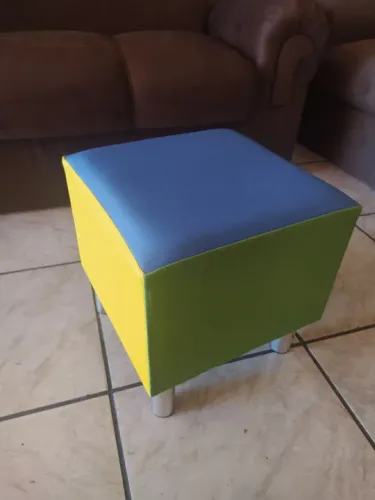 Puff quadrado reforçado 