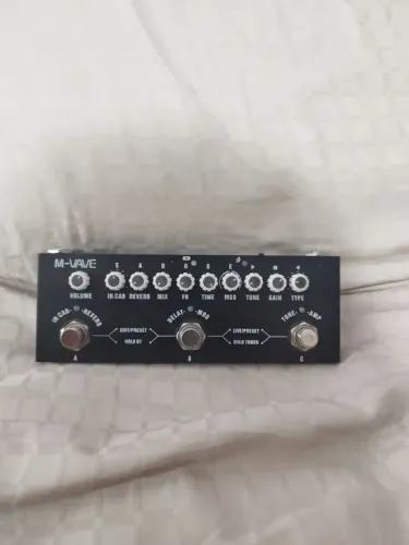 M-Wave Pedalboard Multi-Efeitos para Guitarra
