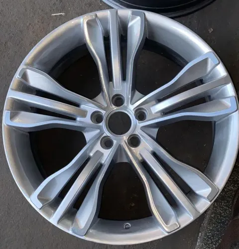 Rodas Esportivas diamantadas aro18 seminovas em até 10x de R$225,00 no cartão de crédito