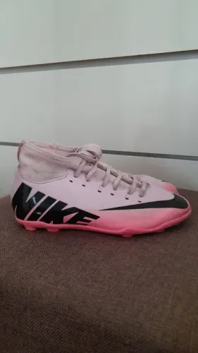 Chuteira Nike Infantil Rosa