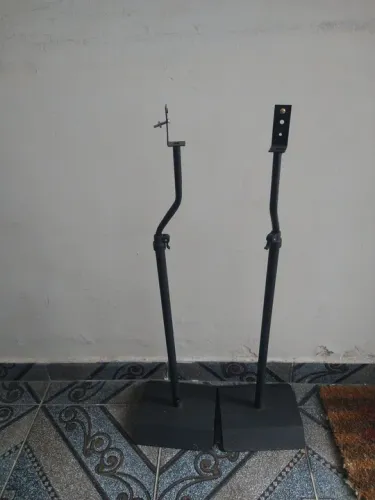 Pedestal para caixas de Som pequenas com regulagem 