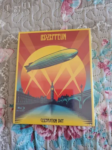 Led Zeppelin: Celebration Day (Blu-ray + 2 CDs) lacrado