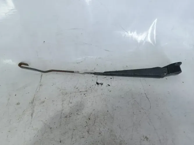 ?Braço limpador lado direito VW Gol/Saveiro/Parati G4 06-09
