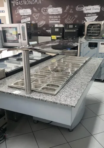 Buffet quente para 12 cubas 1/2 - Alecs