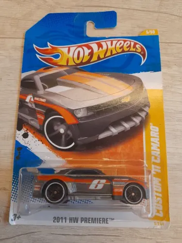 HOT WHEELS CUSTOM 11 CAMARO 2011