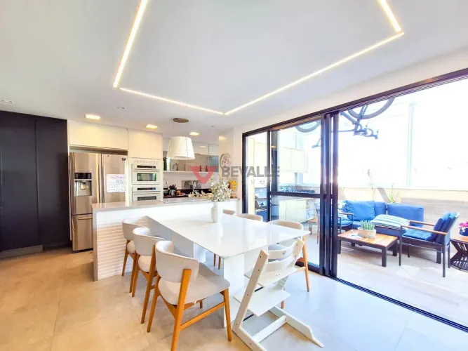 Cobertura à venda em Botafogo: 140m², 3 quartos, 2 vagas