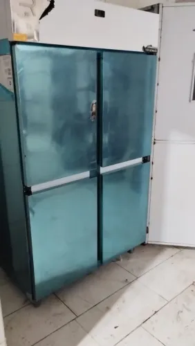 Geladeira industrial 4 portas Refrigerada Refrimate pronta entrega - Marcos 